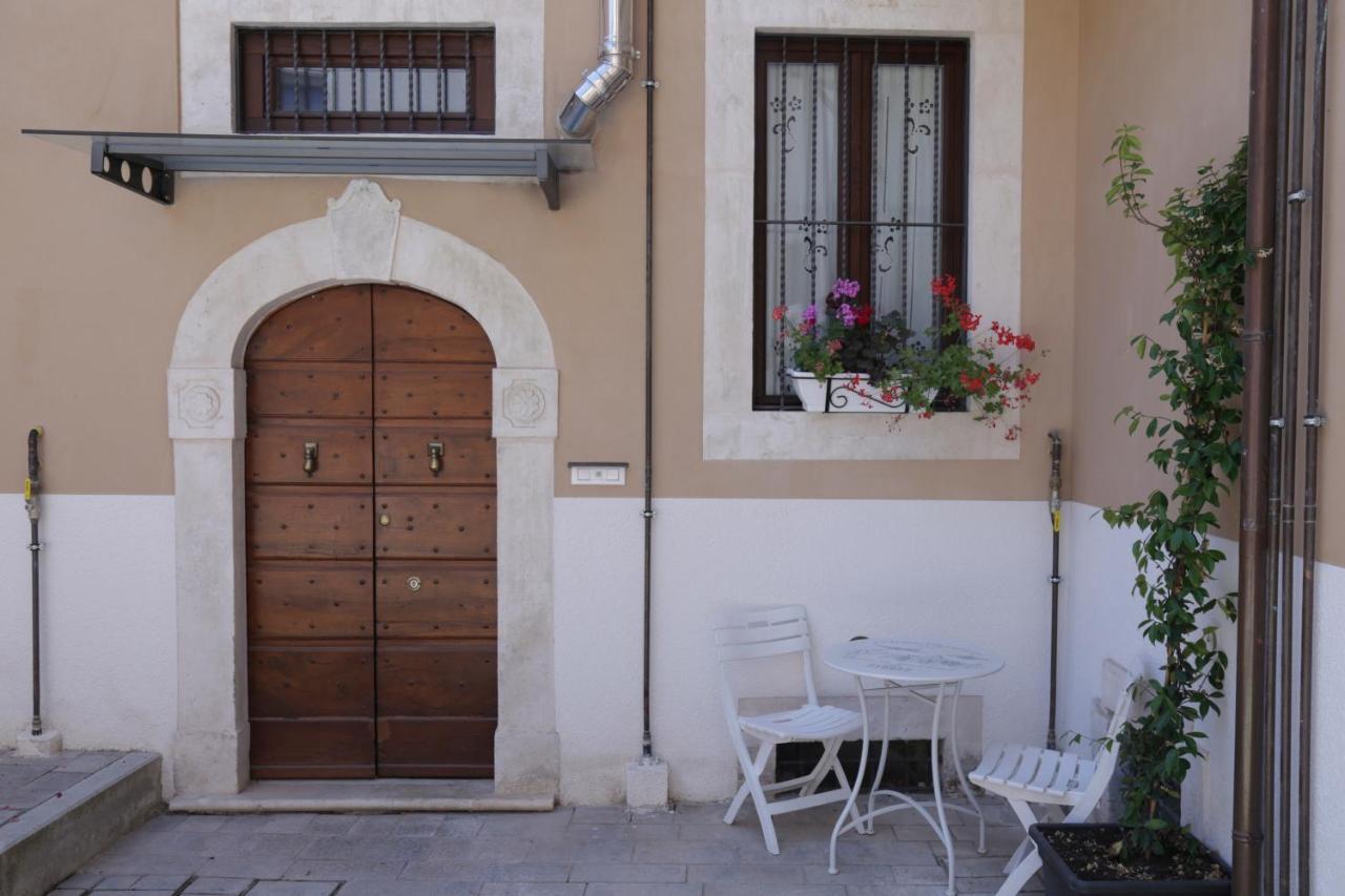 B&B Interno Sg LʼAquila المظهر الخارجي الصورة